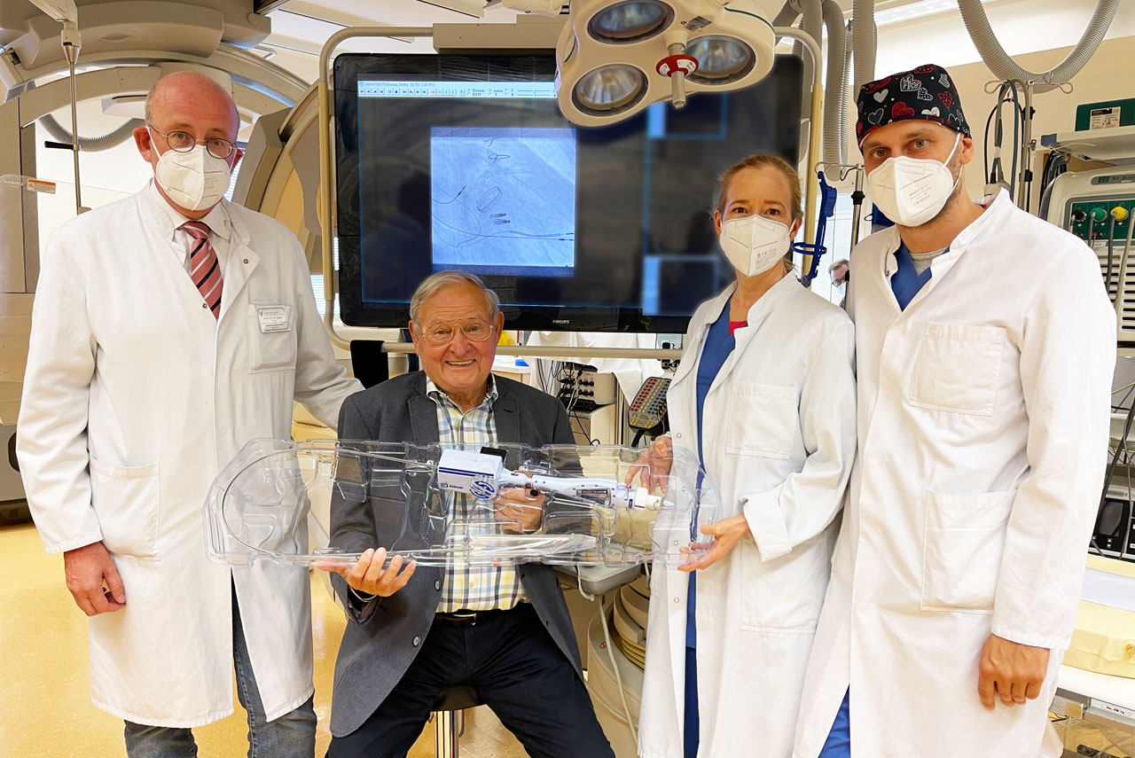 Drei Ärzte und der Patient